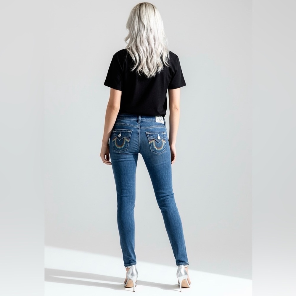 True Religion - Y2K Low Rise Rainbow Horseshoe Back Pocket Skinny Jeans